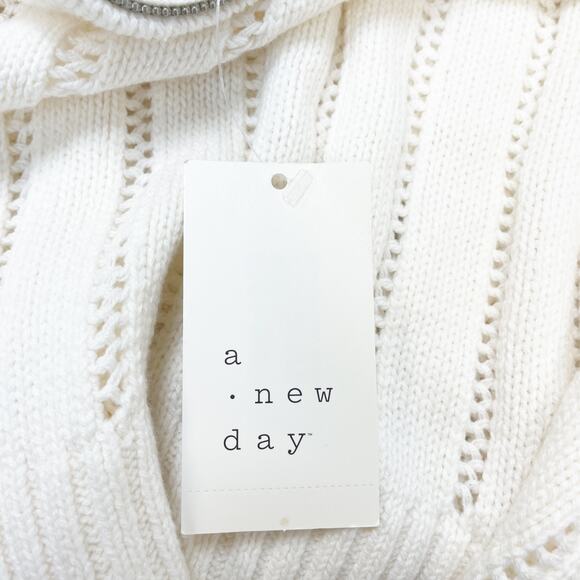 A New Day Women's Mock Turtle Neck Quarter Zip Pullover Sweater Cream Size Small - Picture 4 of 6